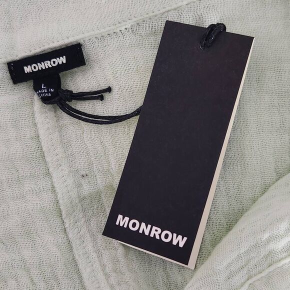 Monrow Semi-Sheer Light Green Button Down Crop Top NWT Size Large Green Crop Top - Picture 6 of 8